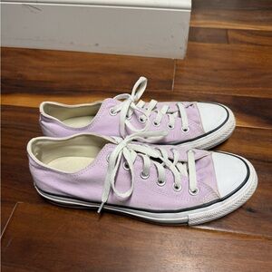 Converse Low-Top Chuck Taylors in Lavender